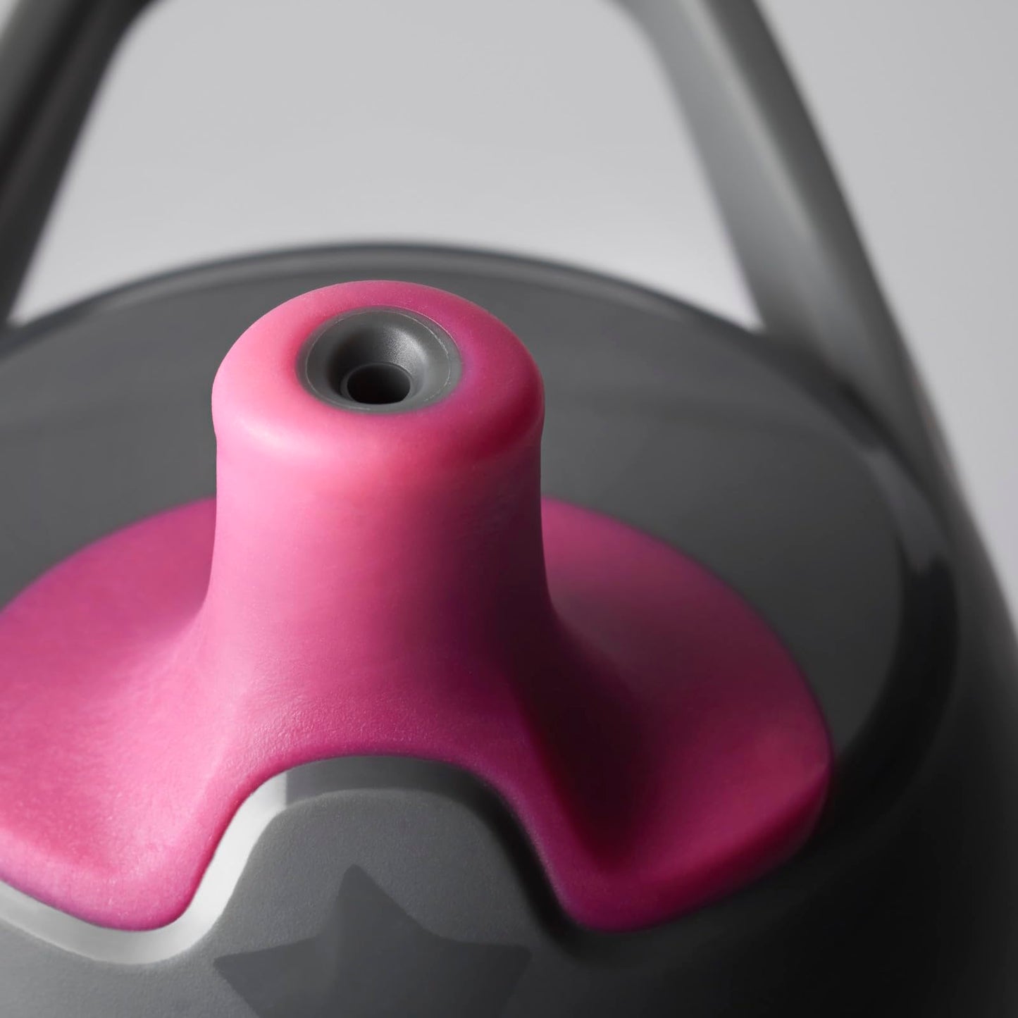 32 oz Triple-Insulated Stainless Steel Water Bottle with 3 Lids, BPA-Free, Keeps Cold 24H, Sustainable Metal for Hiking & Biking