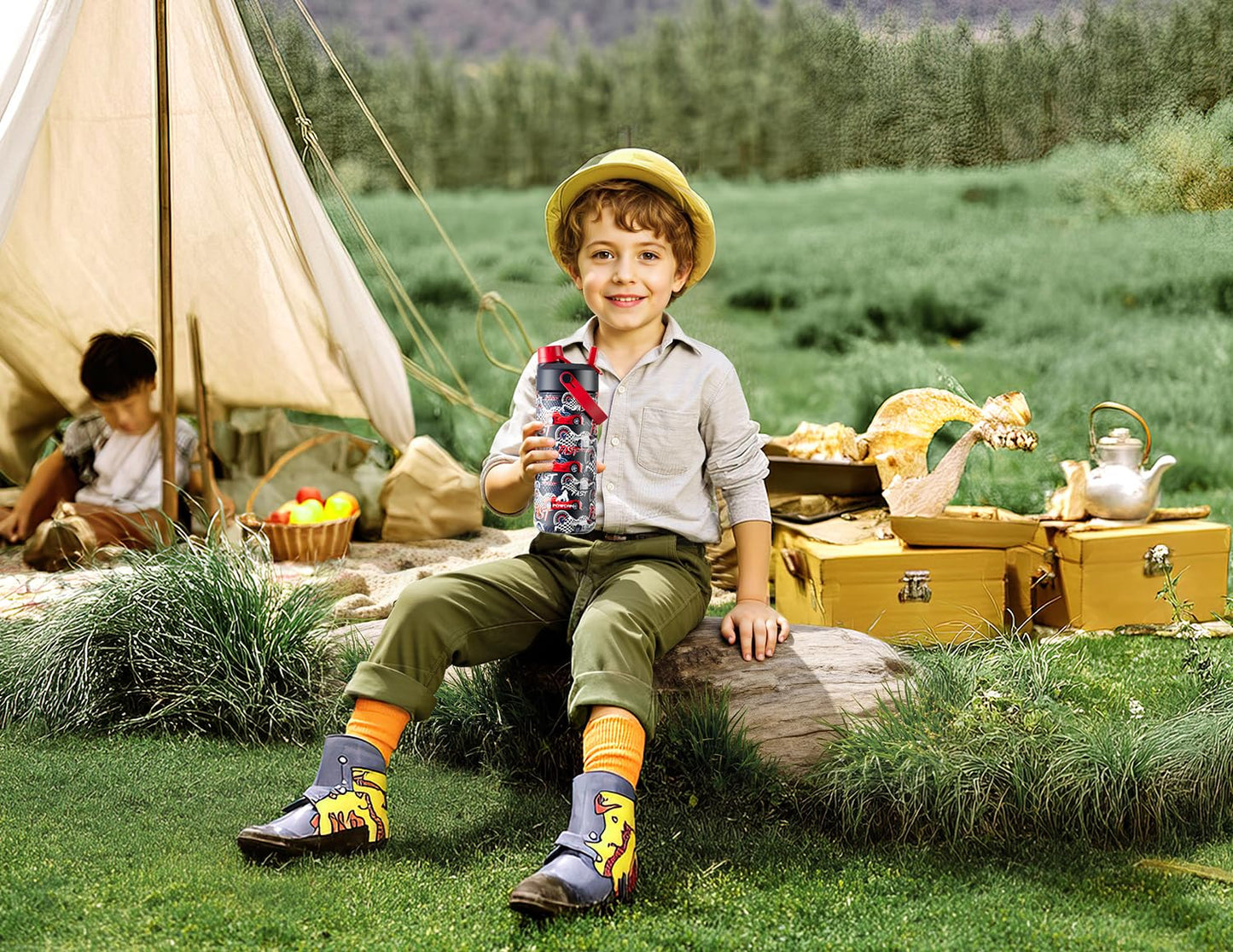 25 oz Clear Tritan Plastic Water Bottle with Straw, BPA-Free Sports Bottle for Travel, Very Very Dark